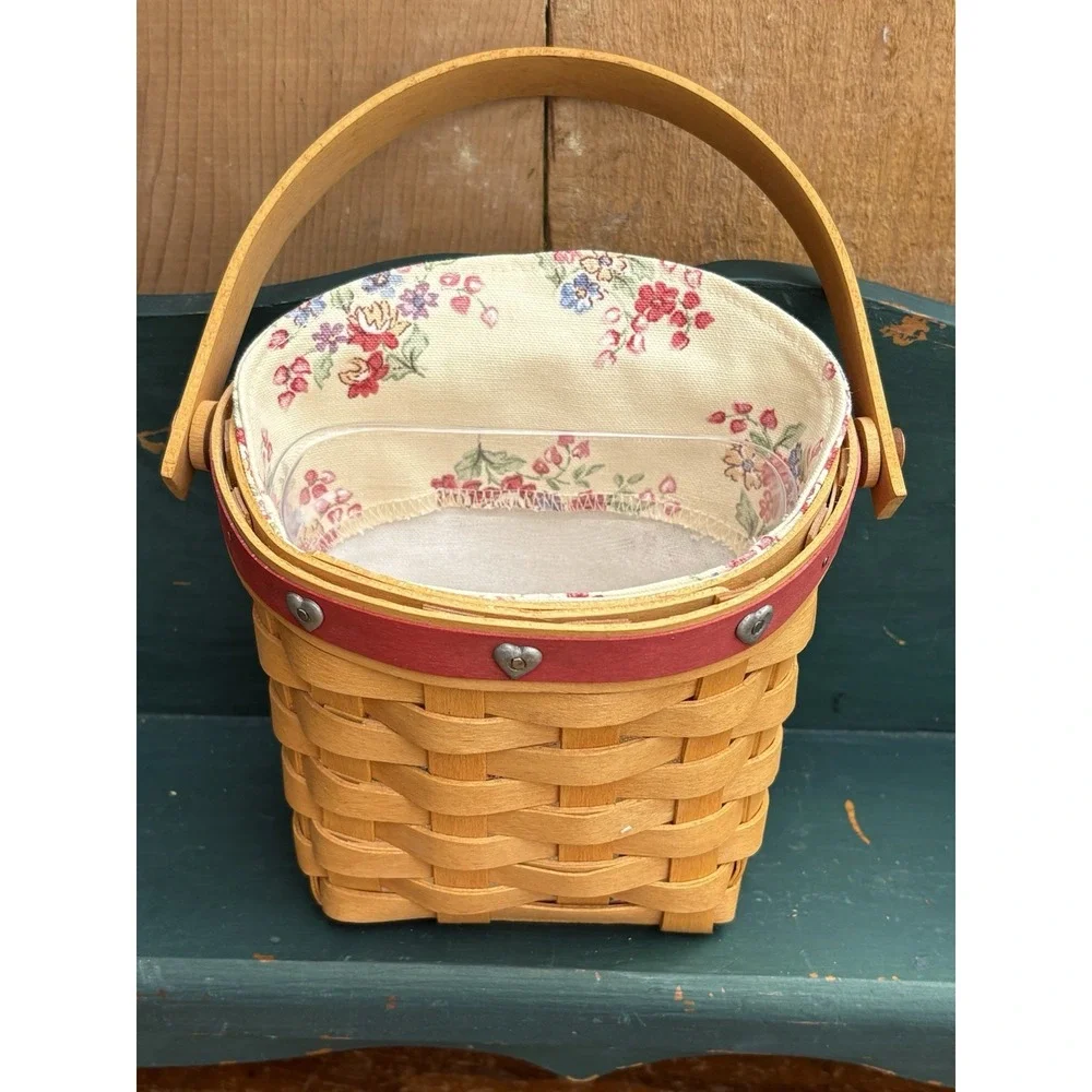 2001 Longaberger Sweetheart Love Notes Basket With Plastic Liner Wall Pocket